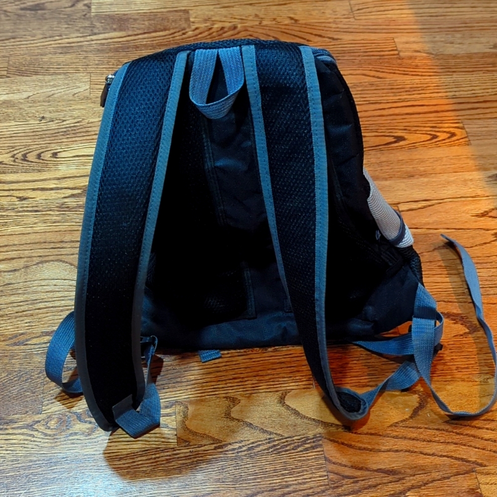 AG Pet Backpack - Picture 3 of 3